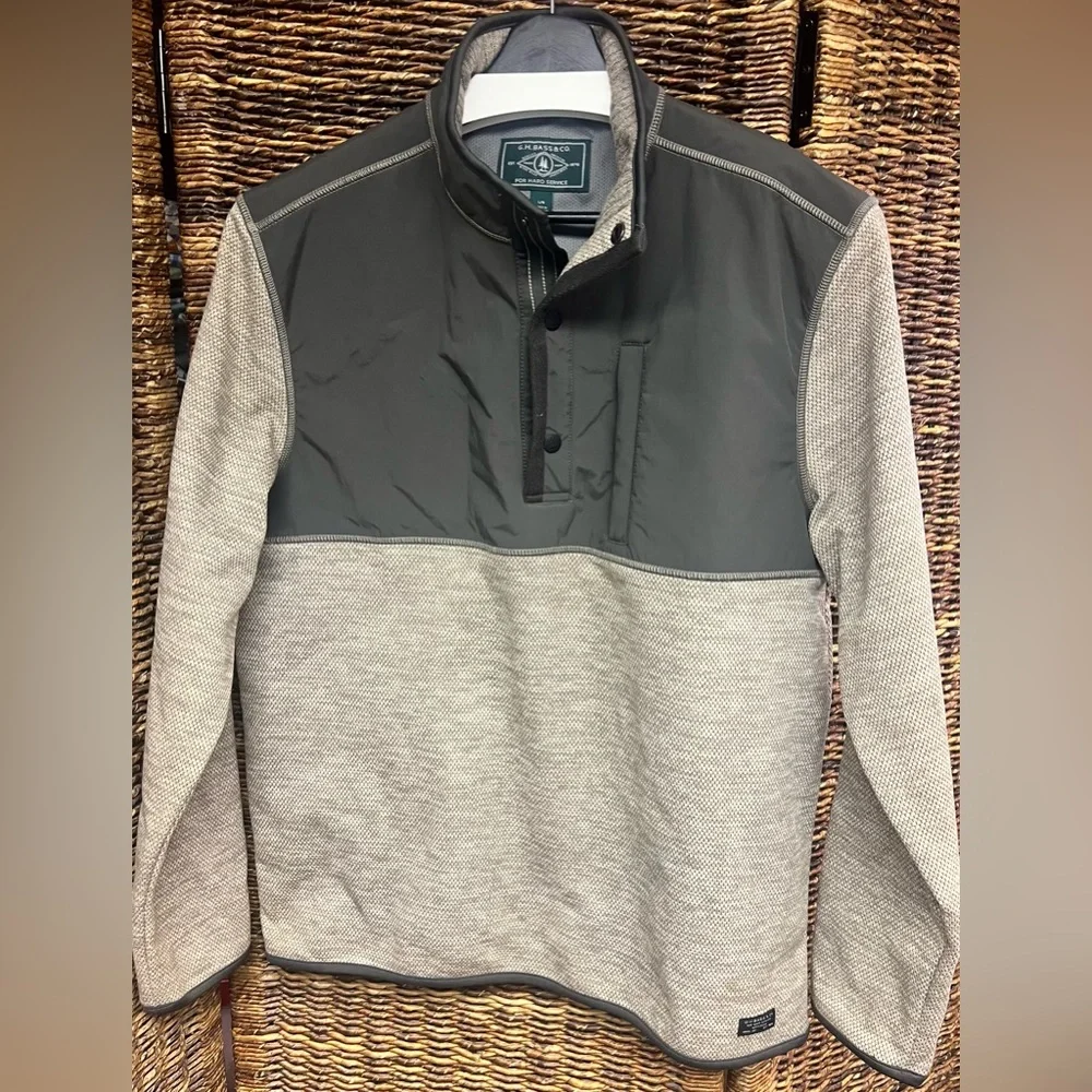 G.H. Bass‎ & Co.-Two-Tone Mens Honeycomb texture bottom pullover- Large